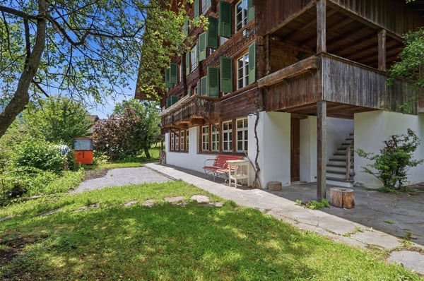 Charaktervolles 10.5 Zi.- Haus mit herrlichem Umschwung 5