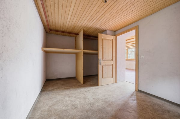 Charaktervolles 10.5 Zi.- Haus mit herrlichem Umschwung 18