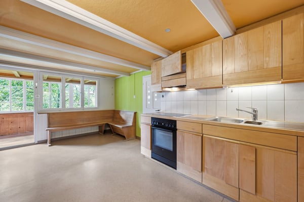 Charaktervolles 10.5 Zi.- Haus mit herrlichem Umschwung 11