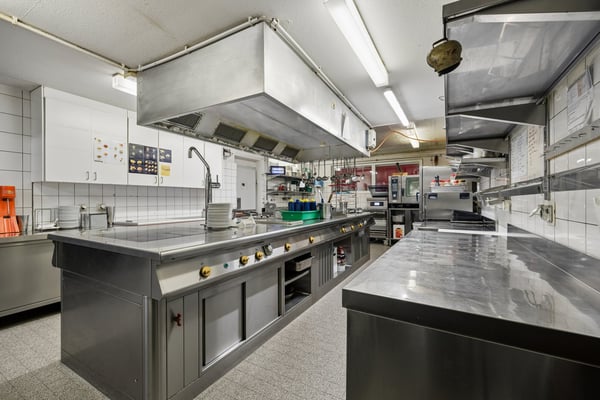 Traditionelle Gastronomieliegenschaft mit Wohnraum und grossem Potenzial 12