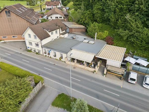 Traditionelle Gastronomieliegenschaft mit Wohnraum und grossem Potenzial 2