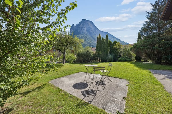 Wunderschön kernsaniertes 6 Zimmer Einfamilienhaus mit weitläufigem Garten 5