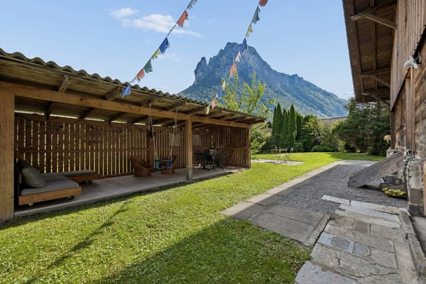 Wunderschön kernsaniertes 6 Zimmer Einfamilienhaus mit weitläufigem Garten 4