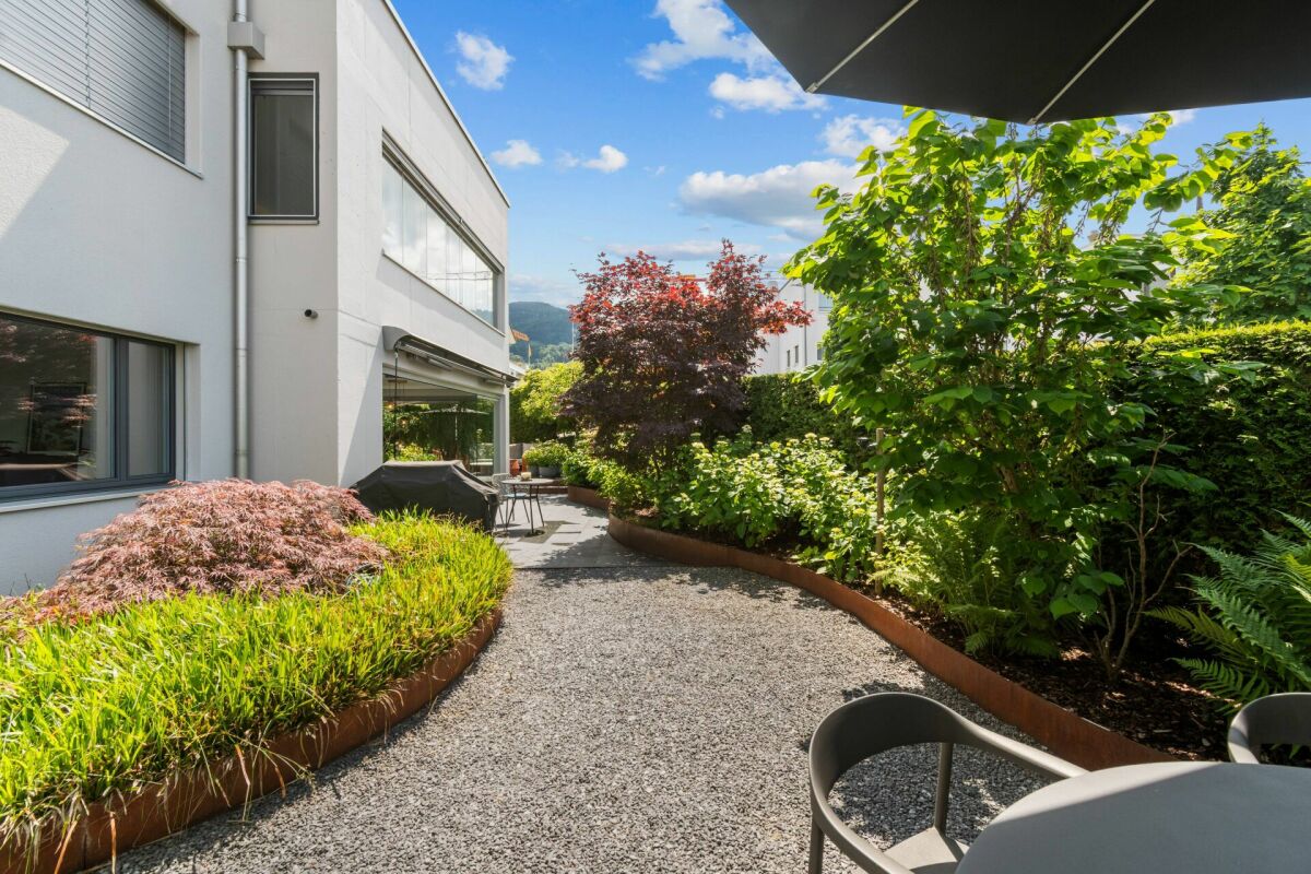 ENGELHOF | zentral, ruhig, seenah, exklusiver Garten, top Zustand, gehobener Ausbaustandard