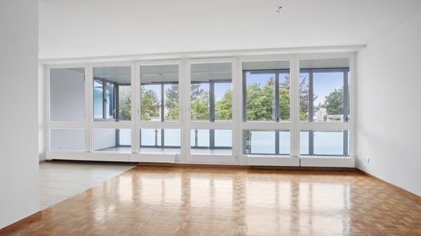 4.5-Zimmerwohnung mit großzügigem Wintergarten. Jetzt verfügbar - Das kann Ihr neues Zuhause sein! 2