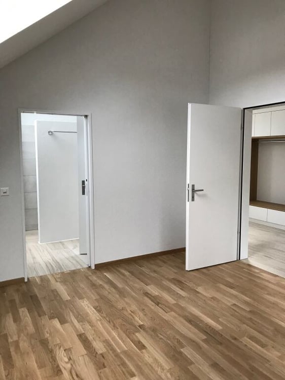 Schöne, helle 2.5-Zimmerdachwohnung 6