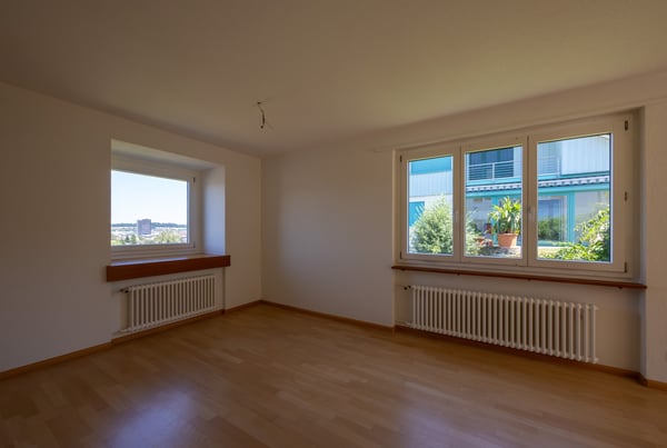 Einfamilienhaus mit Umschwung und unverbauter Nachbarsparzellen zu vermieten 7