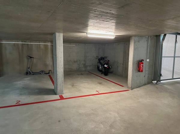 Tiefgarageneinstellplatz Nr. 1 2