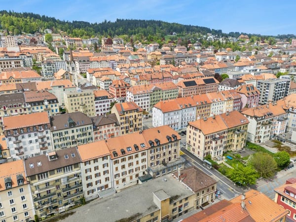 Renditeobjekt mit 12 renovierten Einheiten 13