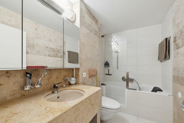 Wohnen in der Stadt: 1.5-Zimmer-Wohnung nahe dem Bahnhof Fribourg 9