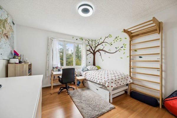 Investitionschance: Doppelhaushälfte in der Geschäftszone, kombinierbar für Wohnen & Gewerbe 7