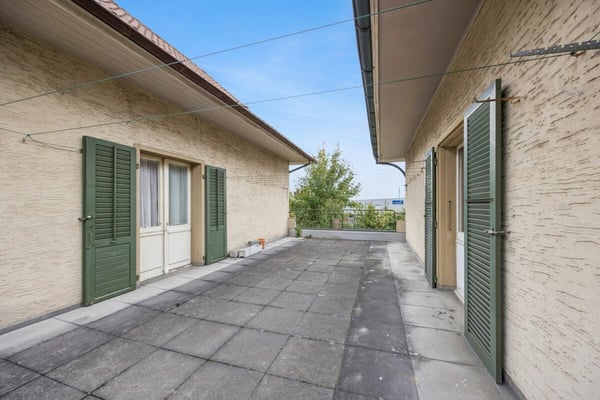 Investitionschance: Doppelhaushälfte in der Geschäftszone, kombinierbar für Wohnen & Gewerbe 11