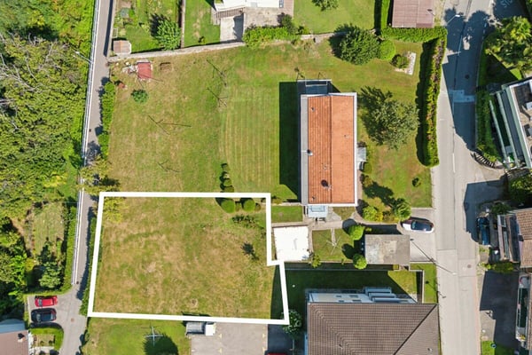 Bauland mit unverbaubarer Seesicht 2