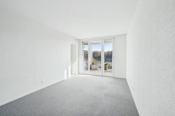 Familienfreundliche Etagenwohnung mit zwei Balkonen und wunderbarer Weitsicht (im Baurecht) 8