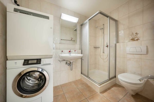 Attraktive 1.5-Zimmer-Wohnung mit viel Nutzfläche und Seesicht 10