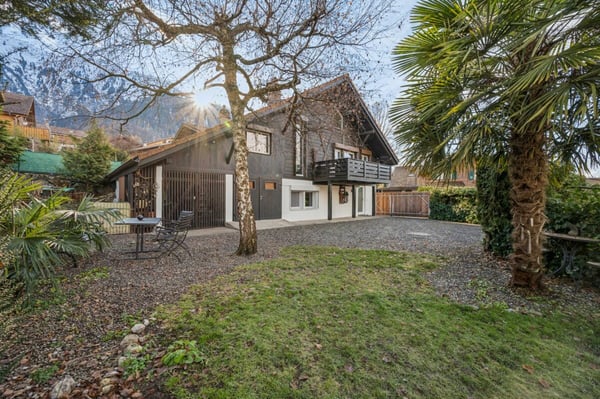 Kompaktes Wohnjuwel zwischen Bergen und Seen 10