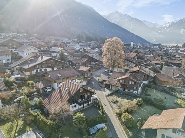 Kompaktes Wohnjuwel zwischen Bergen und Seen 11