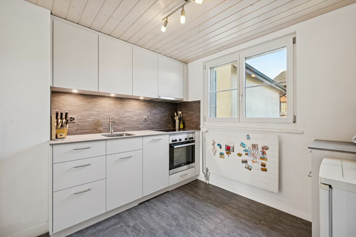 Maison de famille spacieuse de 7.0 pièces avec du caractère et une vue lointaine à Frieswil