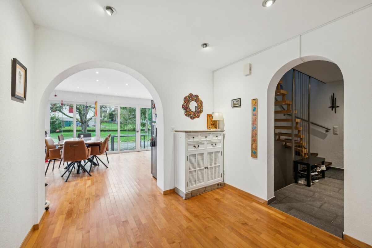 Ampia casa familiare con carattere e grande ambiente