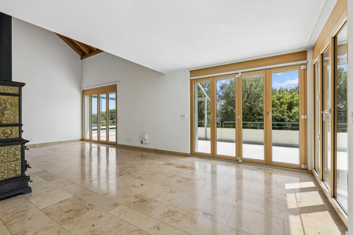 Freistehendes 5.5-Zimmer-Einfamilienhaus mit Seesicht