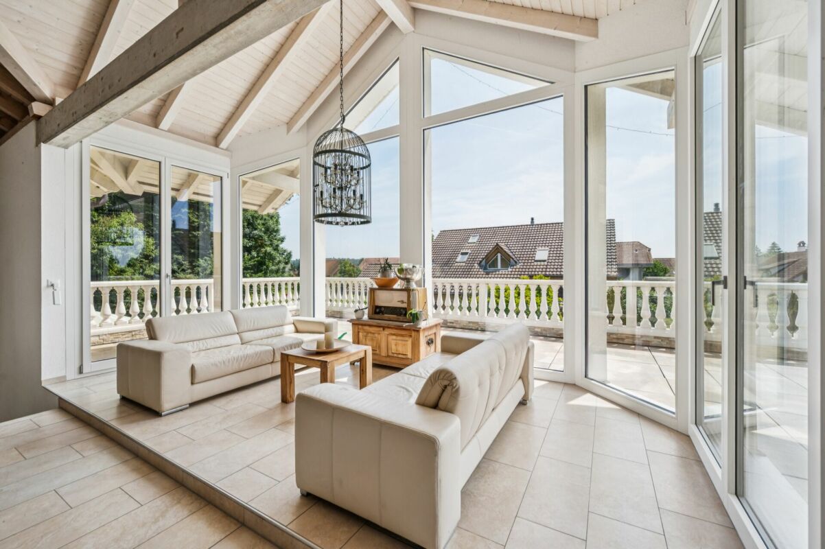 8.5-Zimmer-Villa voller Möglichkeiten