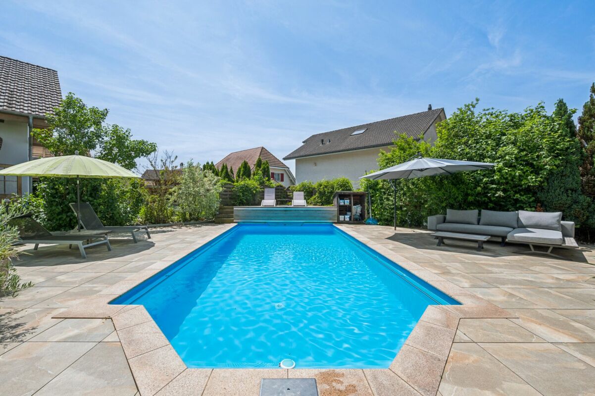 8.5-Zimmer-Villa voller Möglichkeiten