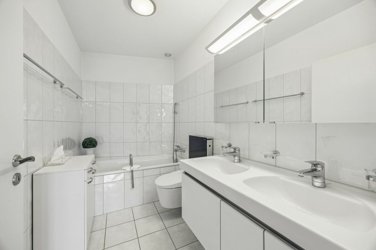 Attraktiv gelegene 4.5-Zimmer-Attikawohnung in gepflegtem Zustand
