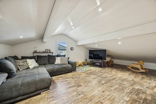4.5-Zimmer-Doppeleinfamilienhaus in ruhigem Wohnquartier von Kerzers 8