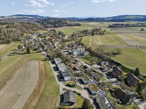 4.5-Zimmer-Doppeleinfamilienhaus in ruhigem Wohnquartier von Kerzers 13