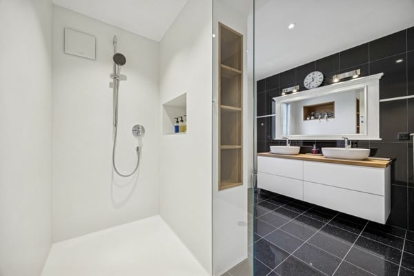 4.5-Zimmer-Doppeleinfamilienhaus in ruhigem Wohnquartier von Kerzers 7