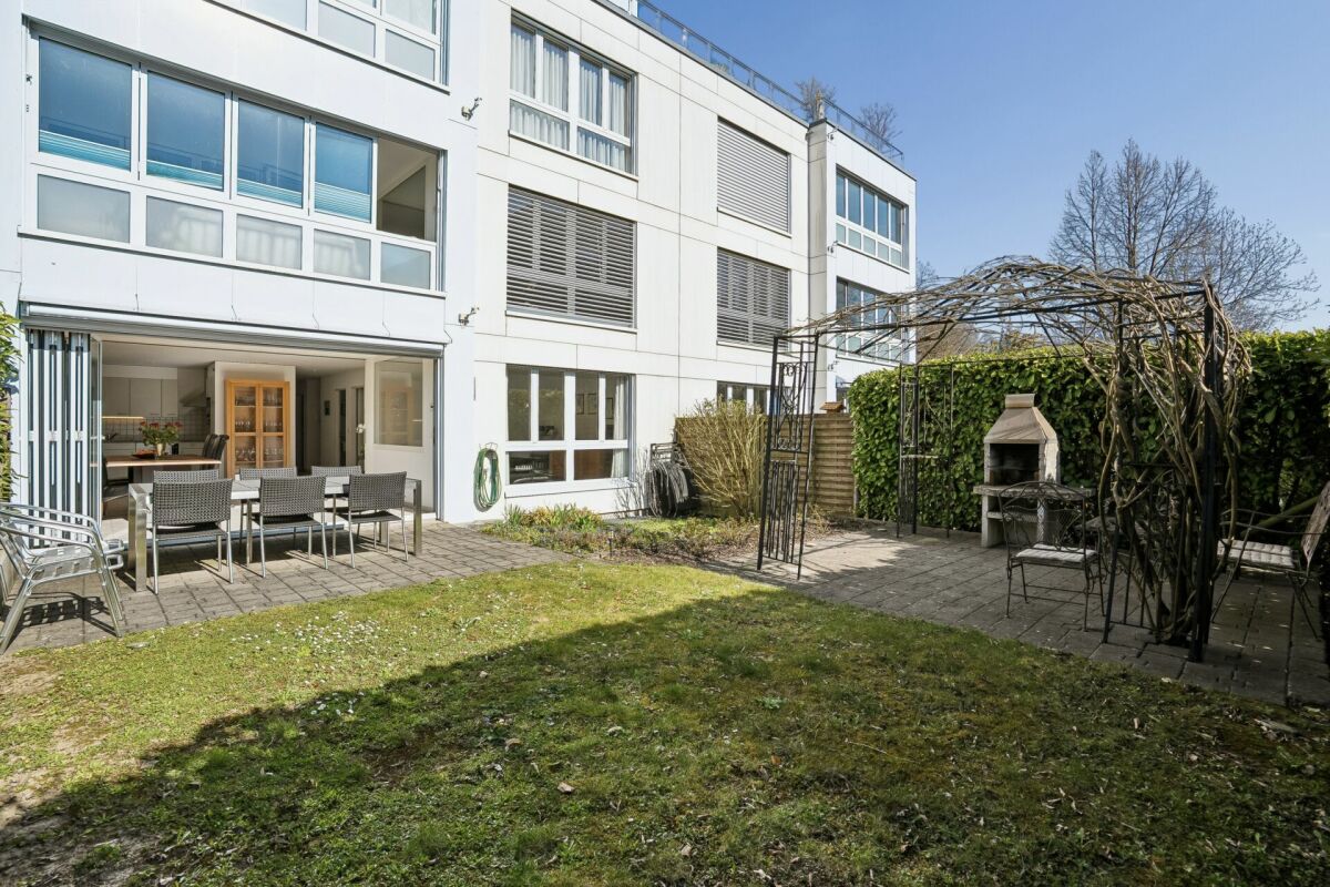 Ruhige Gartenwohnung nahe der Stadt und der Aare inklusive zwei Einstellhallenplätzen