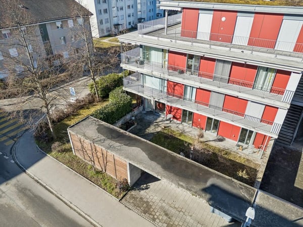 Attraktive 4.5-Zimmer-Erdgeschosswohnung mit viel Tageslicht 10