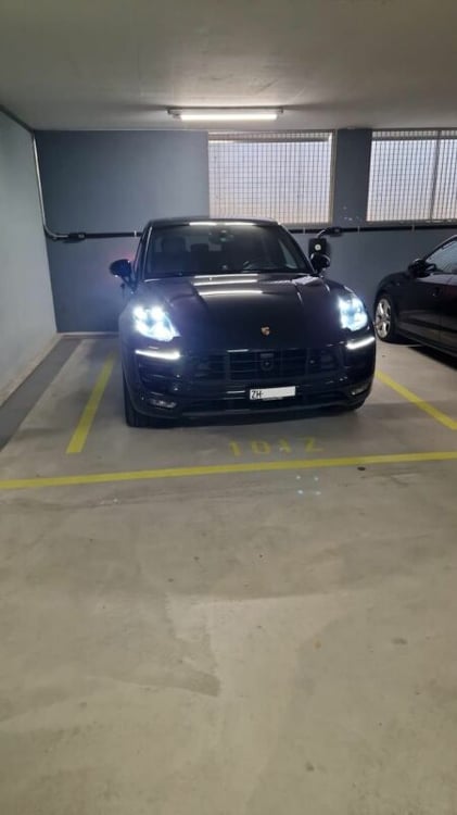 Seltener Garageneinstellplatz beim Zölly-Tower mit Überbreite im Eckbereich 5