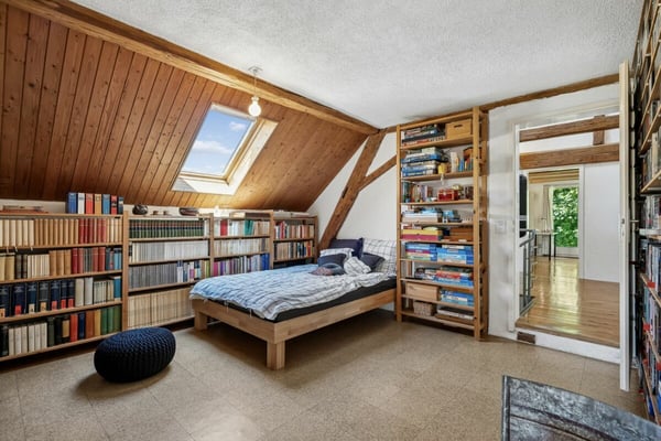 Charmantes ehemaliges Bauernhaus - liebevoll umgebaut mit separatem Atelier 10