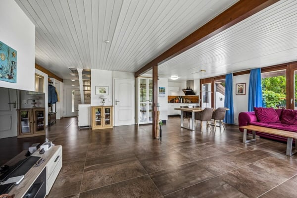 Kernsaniertes 6.5-Zimmer-Einfamilienhaus mit idyllischem Gartenparadies 5