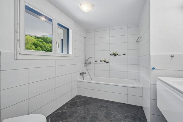 4.5 Zimmer-Wohnung an ruhiger und familienfreundlicher Lage 4