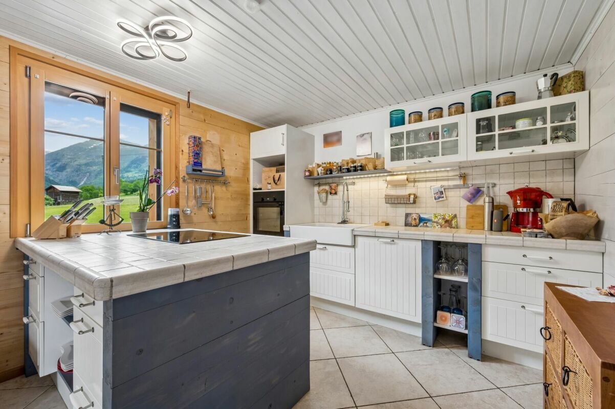 Wohnen und Vermieten: Charmantes 4.5-Zimmer-Chalet mit 2.5-Zimmer-Einliegerwohnung