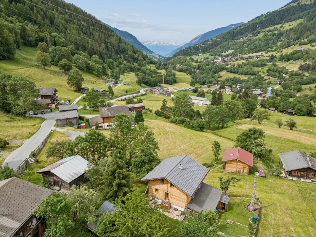 Wohnen und Vermieten: Charmantes 4.5-Zimmer-Chalet mit 2.5-Zimmer-Einliegerwohnung