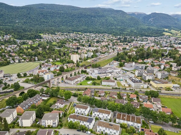 Neuwertiges Reiheneckhaus mit viel Licht und grosszügigen Aussenflächen 13