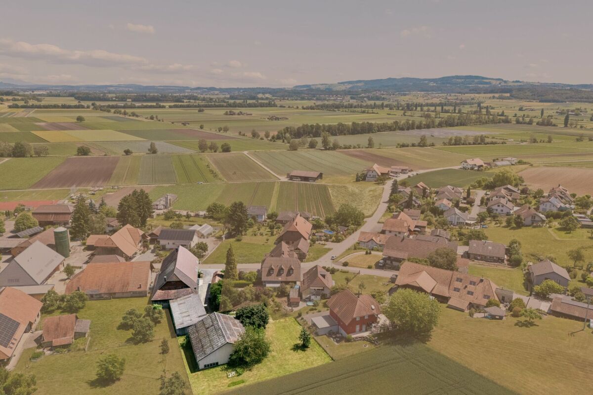 Immobilie in Finsterhennen - Bauernhaus mit Charme, Umschwung und attraktiver Baulandreserve - Bild 11