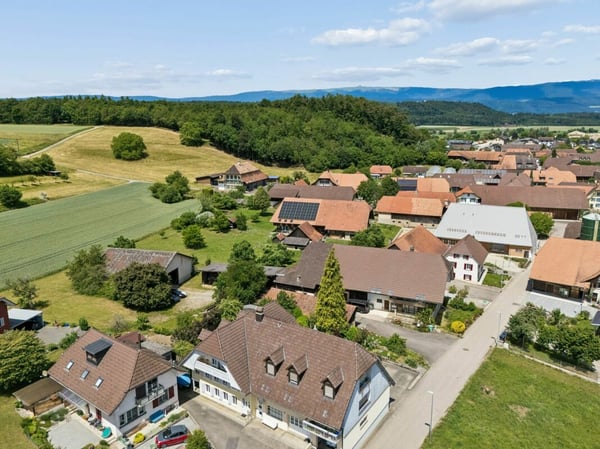 Bauernhaus mit Charme, Umschwung und attraktiver Baulandreserve 13