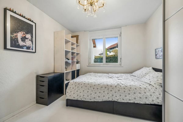 Modernisierte 4.5-Zimmer-Gartenwohnung mit flexibler Raumgestaltung 9
