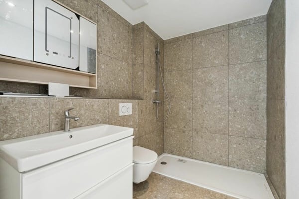 Erstvermietung: Hochwertig ausgebaute 2.5-Zimmer-Stadtwohnungen 4