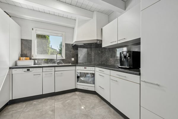Modernes 4.5-Zimmer-Reihenmittelhaus mit Garten und viel Privatsphäre 3