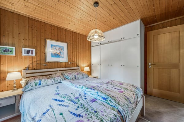 Traditionelles 5.5-Zimmer-Einfamilienhaus mit Seesicht 9