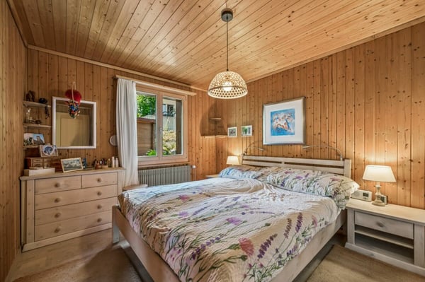 Traditionelles 5.5-Zimmer-Einfamilienhaus mit Seesicht 8