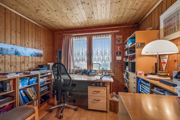 Traditionelles 5.5-Zimmer-Einfamilienhaus mit Seesicht 10