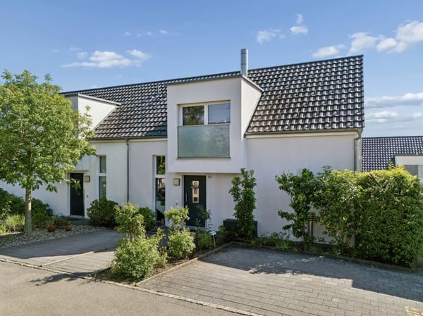 Attraktive 5.5-Zimmer-Doppeleinfamilienhaushälfte auf vier Ebenen - geräumig und pflegeleicht 10