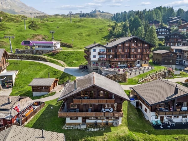 Möbliertes Studio mit traumhafter Panoramasicht 8