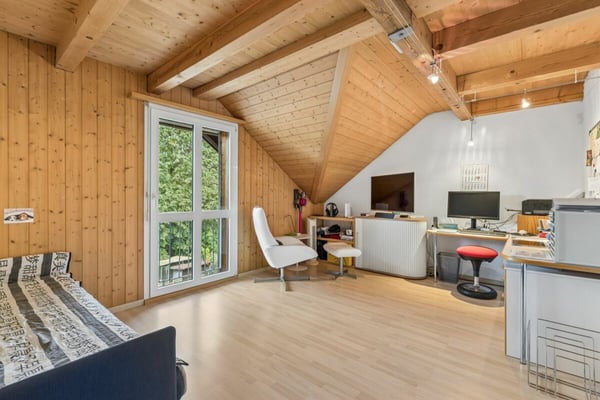 Charmante 5.5-Zimmer-Maisonettewohnung in Meikirch 10